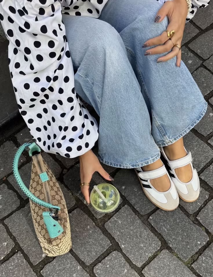 Look 3
