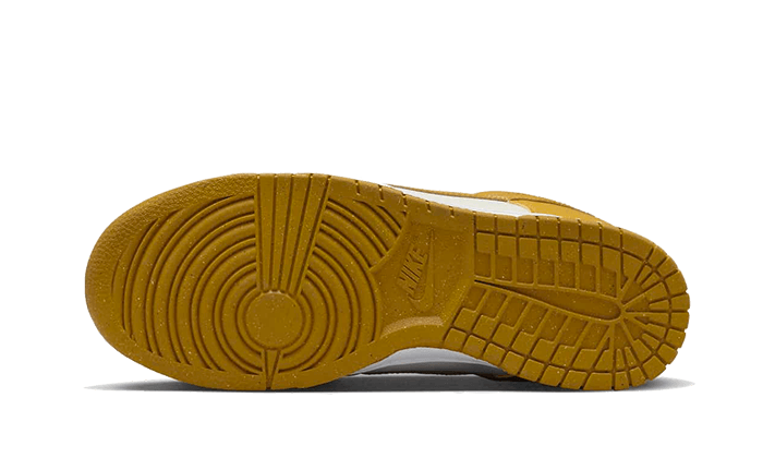 Semelle extérieure moutarde de la Nike Dunk Low Phantom Gold